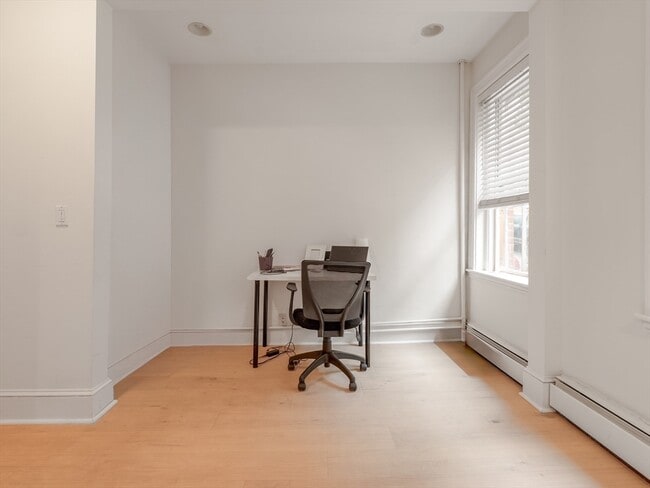 Photo - 22 Irving St Unit 2