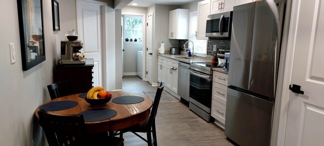 Photo - 446 N Loudoun St Unit 2