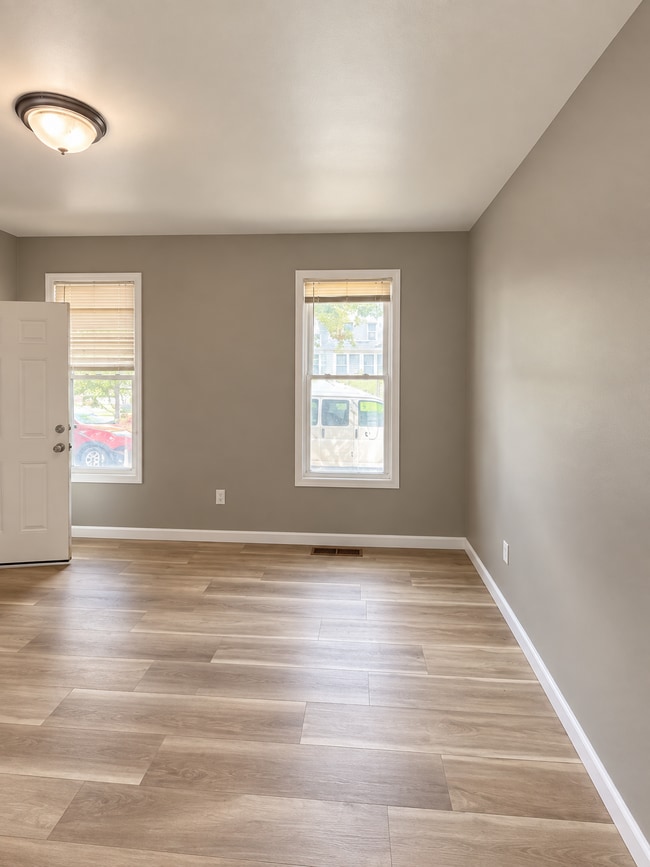 702 5th Ave Unidad 702 5th Ave #1