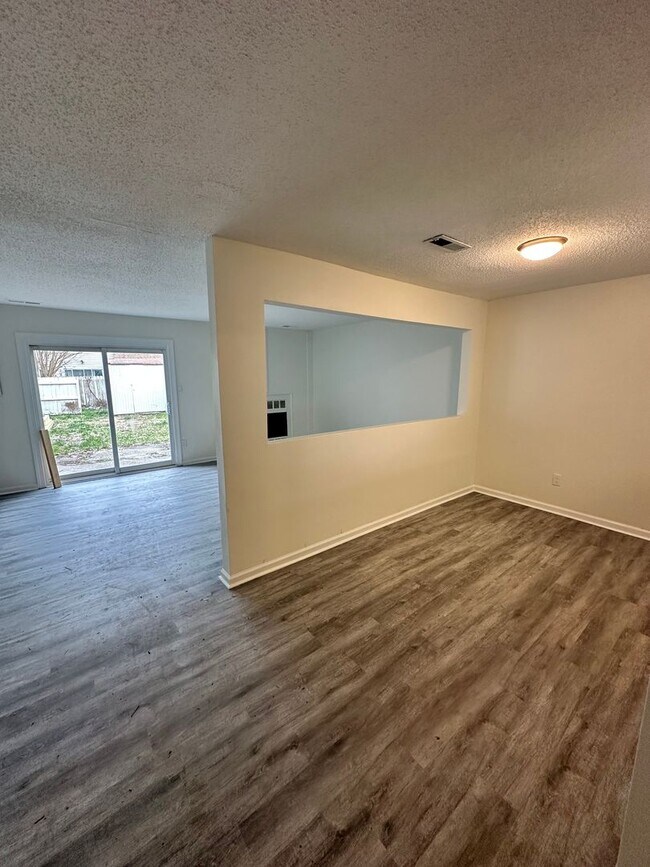 Photo - 3775 Chimney Creek Dr