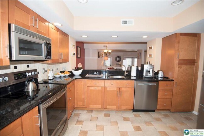 Photo - 112 Freedom Ct