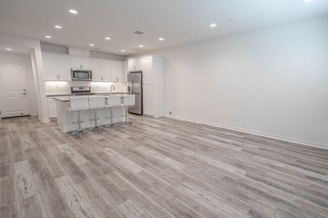 Photo - West Creek 3 Bedroom Townhome for Rent in Valencia.