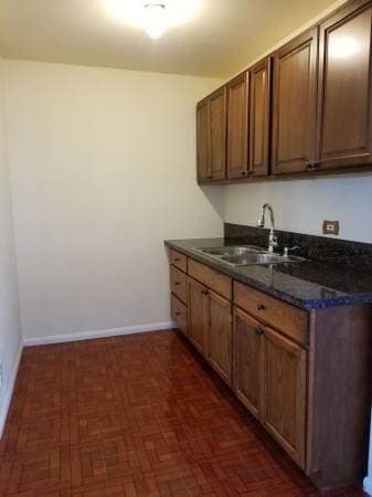 206 W Cedar Ave