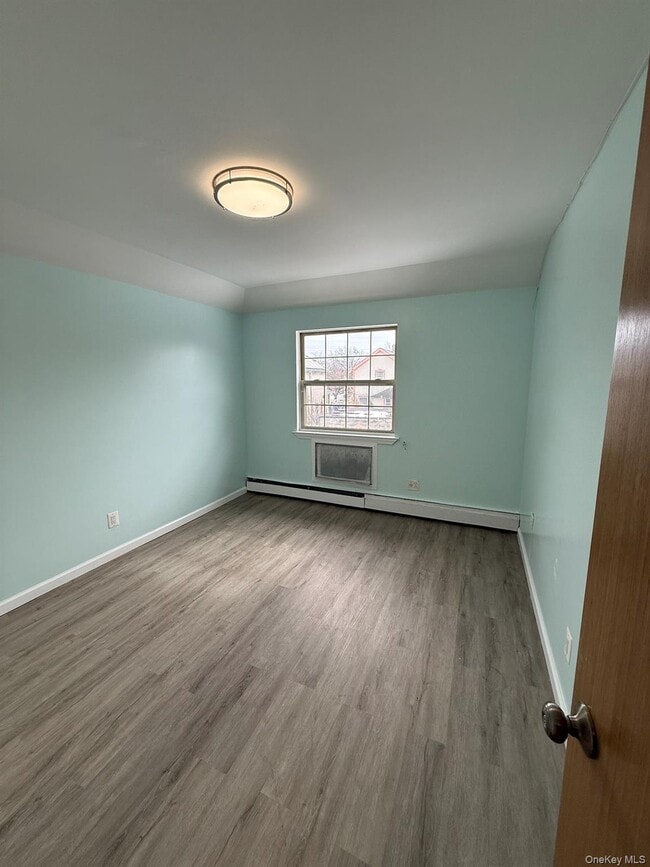 Photo - 176-34 133rd Ave