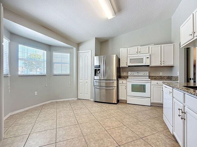 Photo - 1152 Bowline St