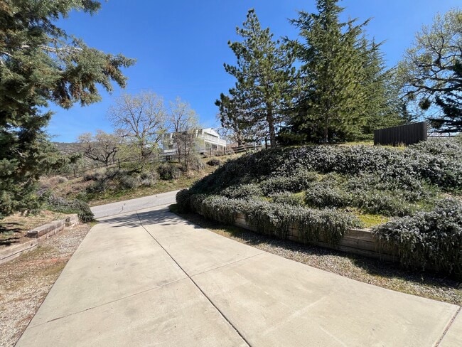 Photo - 27030 Oakflat Dr