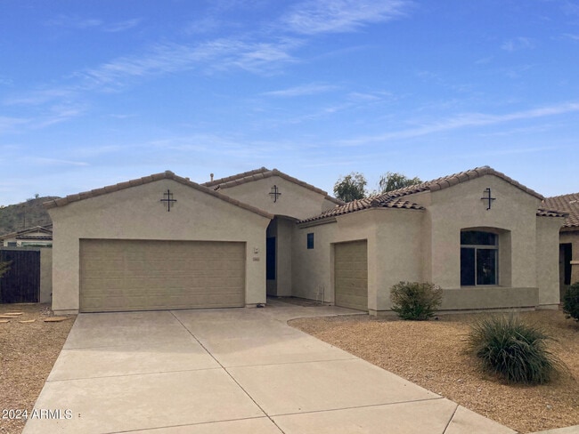 Building Photo - 18651 W Sunrise Dr