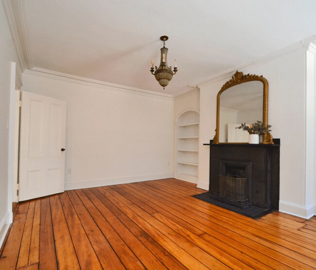 Photo - 1352 Hollis Street