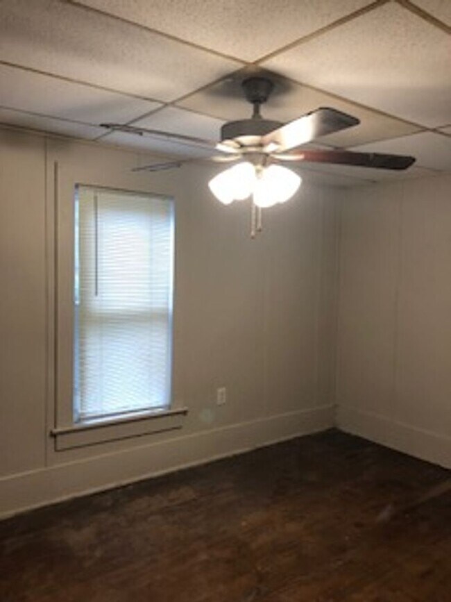 Photo - 3 bed 1 bath home