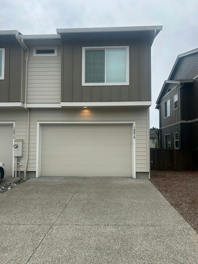 Photo - 18010 NE 47th Ave