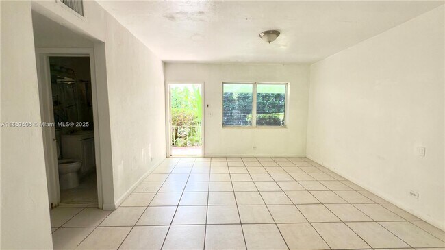 Photo - 145 N Shore Dr Unit 3