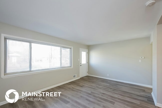 Photo - 1344 Elmer Dr