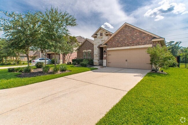 Building Photo - 99 West Wading Pond Circle Rental
