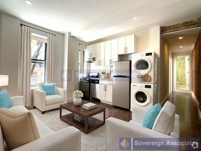 Building Photo - 3 bedroom in NEW YORK NY 10027 Unit 3 Rental