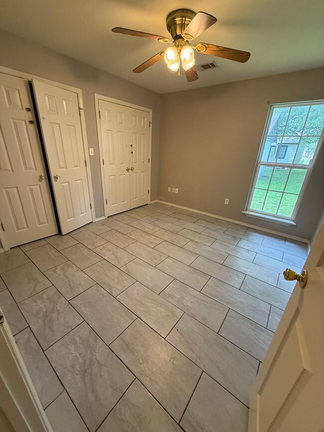 Photo - 3 Bed 2 Bath House with 1 Car Garage. Total Electric. Yard Care Included.