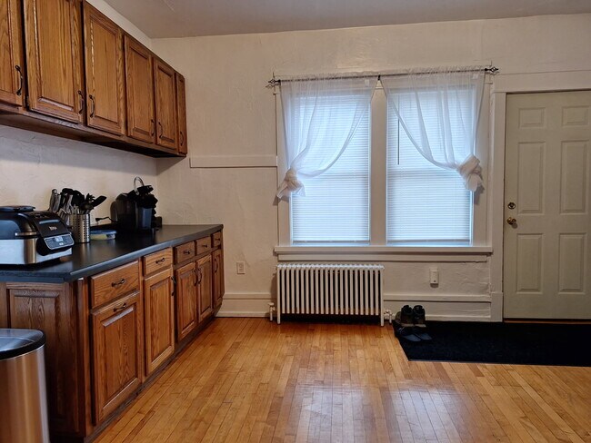 Photo - 1507 N 10th St Unit 1507 n 10th st lower