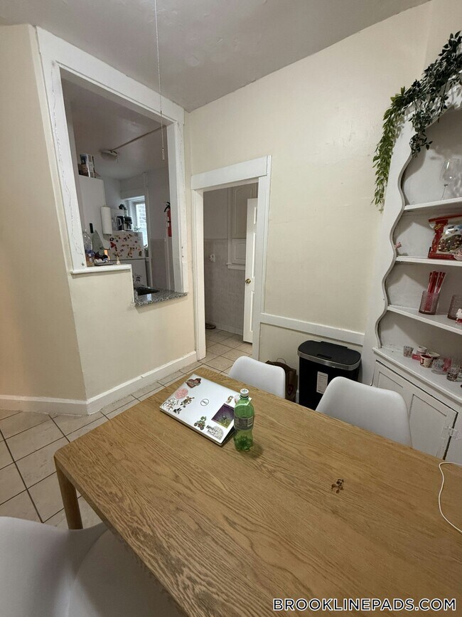 Photo - 322 St Paul St Unit 1