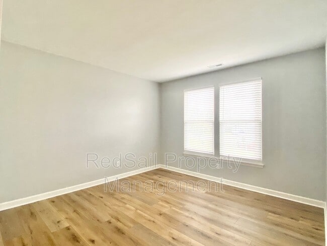 Photo - 102 Prescott Ct