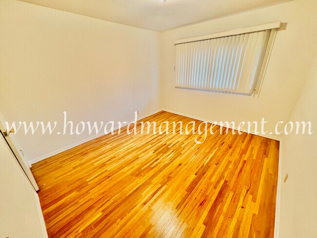 Photo - 803-807 Princeton St