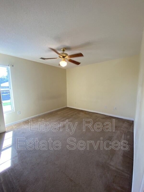 Photo - 135 Rolland St Unidad Apt 28