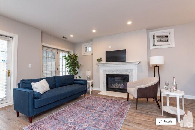 Building Photo - 2 bedroom in Chicago IL 60657 Unit 1 Rental