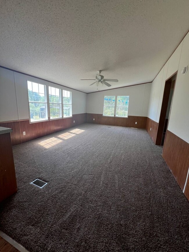 128 Reginald Russell Rd