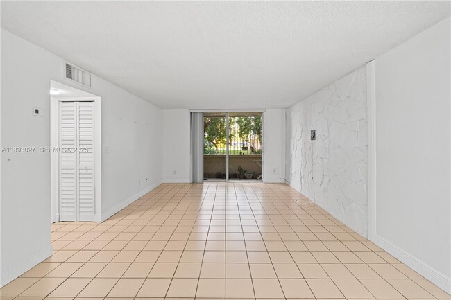 Photo - 8501 NW 8th St Unit 106