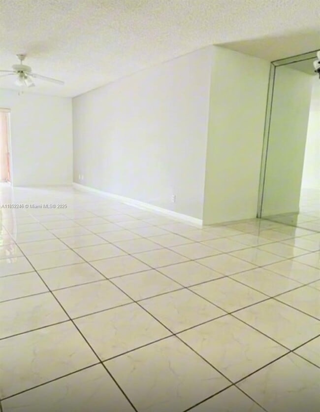 Photo - 3360 Spanish Moss Terrace