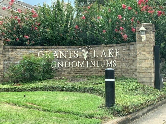 Photo - 2710 Grants Lake Blvd Rental
