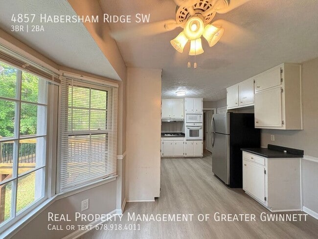 Photo - 4857 Habersham Ridge SW