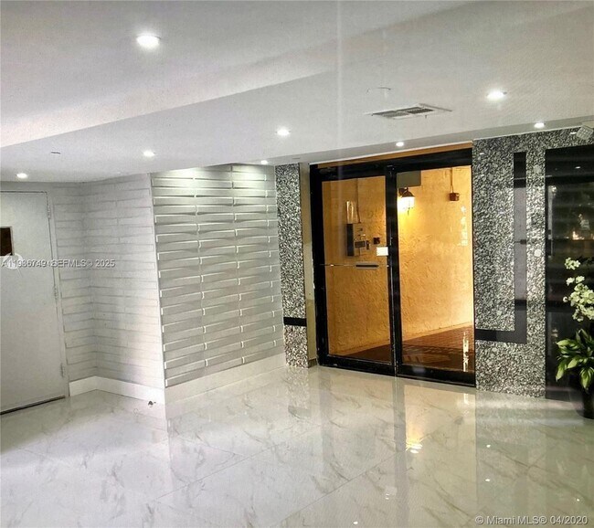 Photo - 16919 N Bay Rd Unit 620