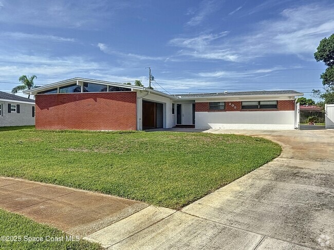 Building Photo - 205 Bimini Dr Rental