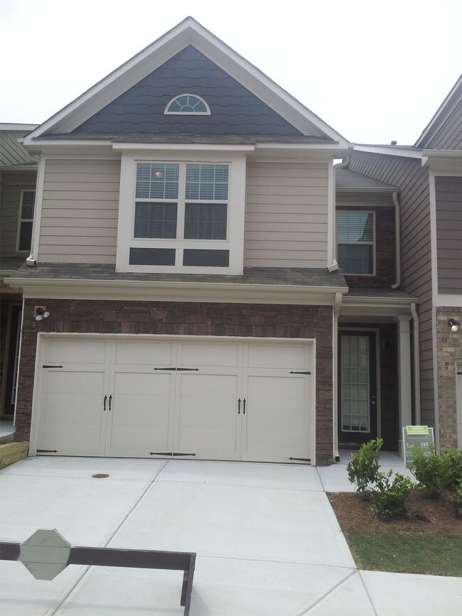 2424 Sardis Chase Ct