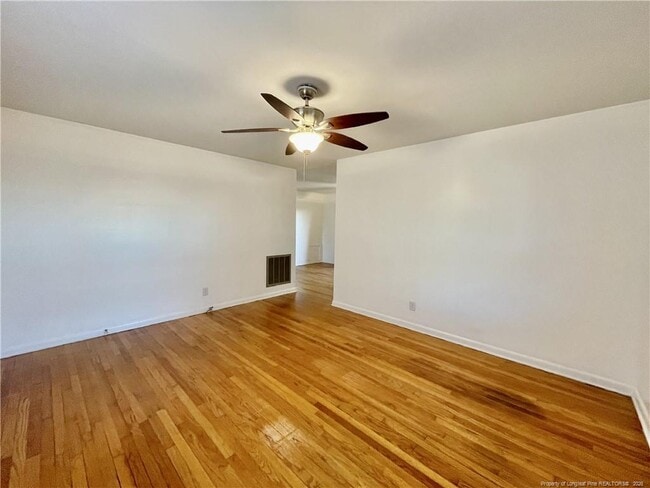Photo - 3522 Thomas Dr