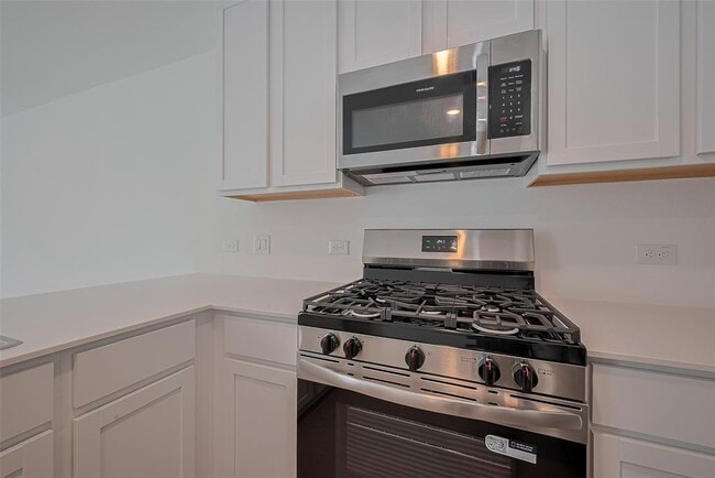 Building Photo - 3045 Dawn Sound Drive Rental
