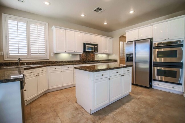 Photo - INCREDIBLE 4 BEDROOM IN GUARD GATED COMMUN...