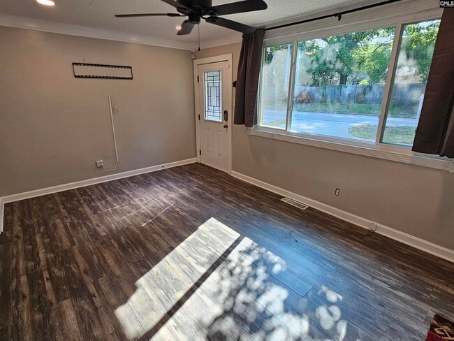 Photo - 802 Kilbourne Rd