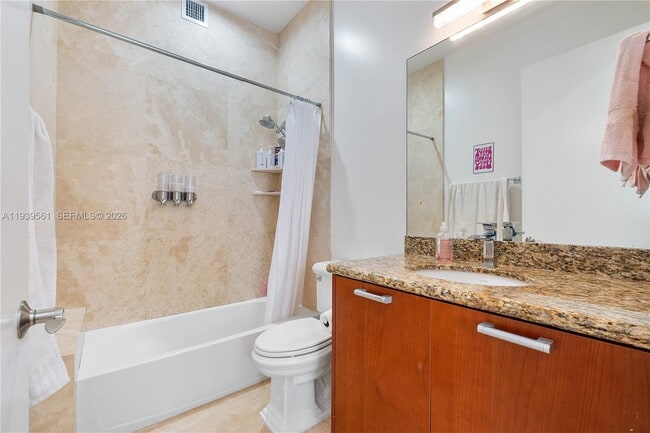 Photo - 3266 NE 15th St