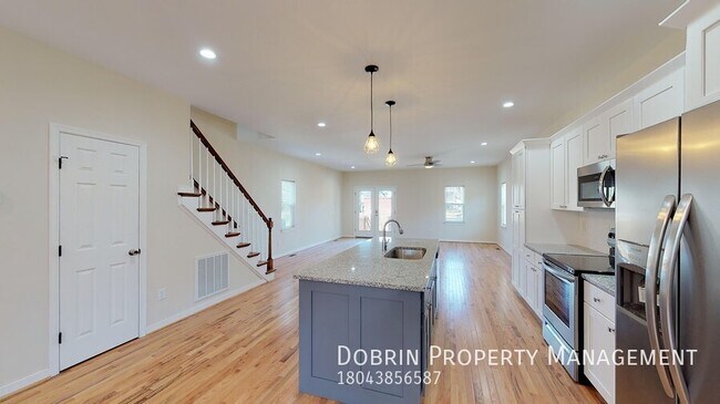 Photo - 2006 Lakeview Ave