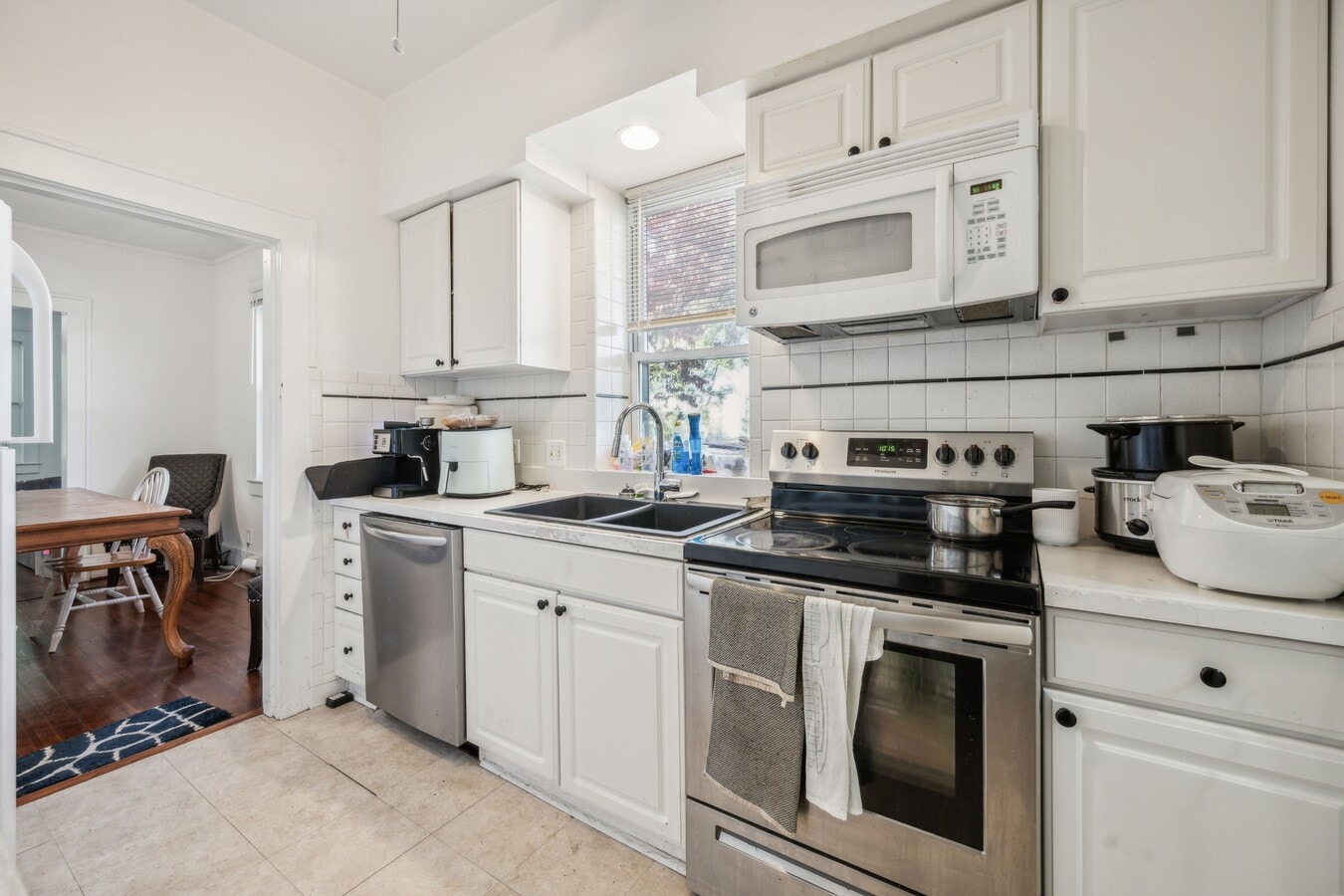 Photo - 4800 Berwyn Rd