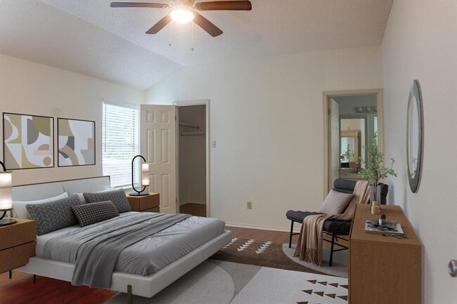 Photo - 8137 Huddleston Ln