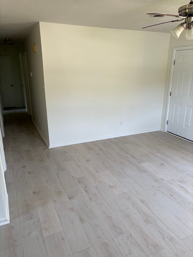 Photo - 118 Stone Dr