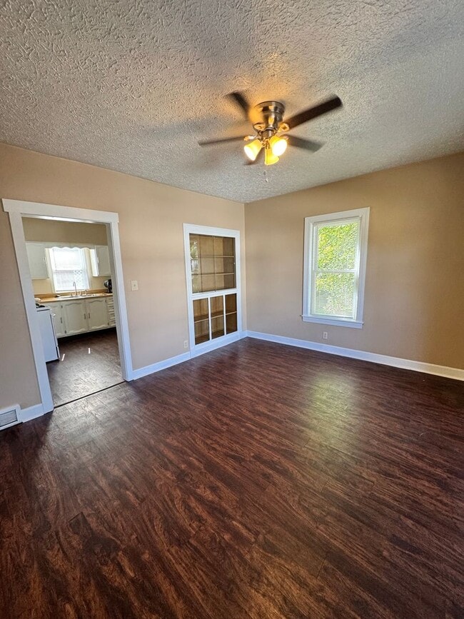 Photo - 119 Olive St