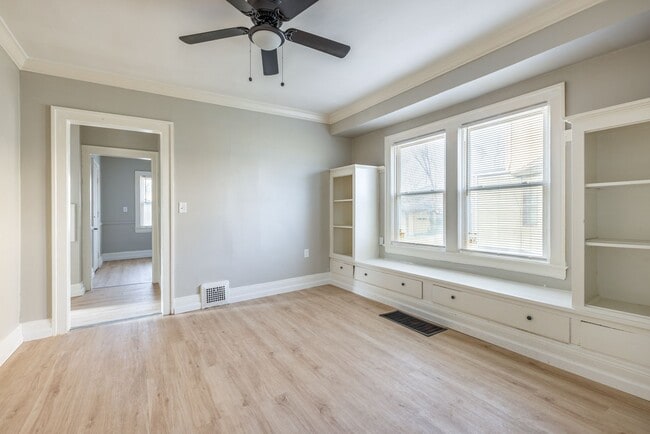 Photo - 3218 E 117th St Unit DOWN