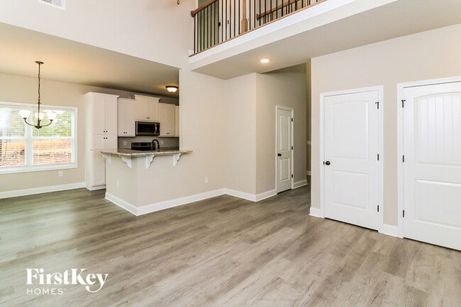 Photo - 145 Cranbrooke Dr