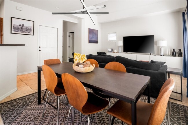 Photo - 3006 N 37th St