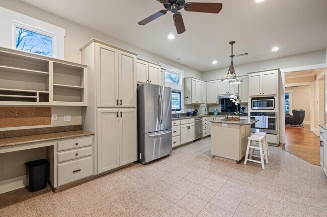 Photo - 1211 Lexington St