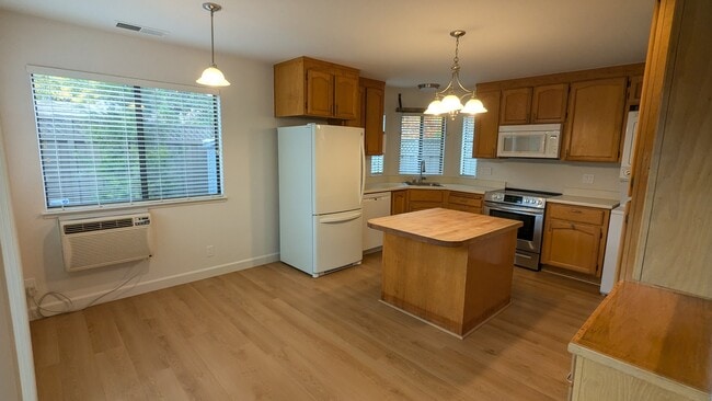 Photo - 16395 E La Chiquita Ave