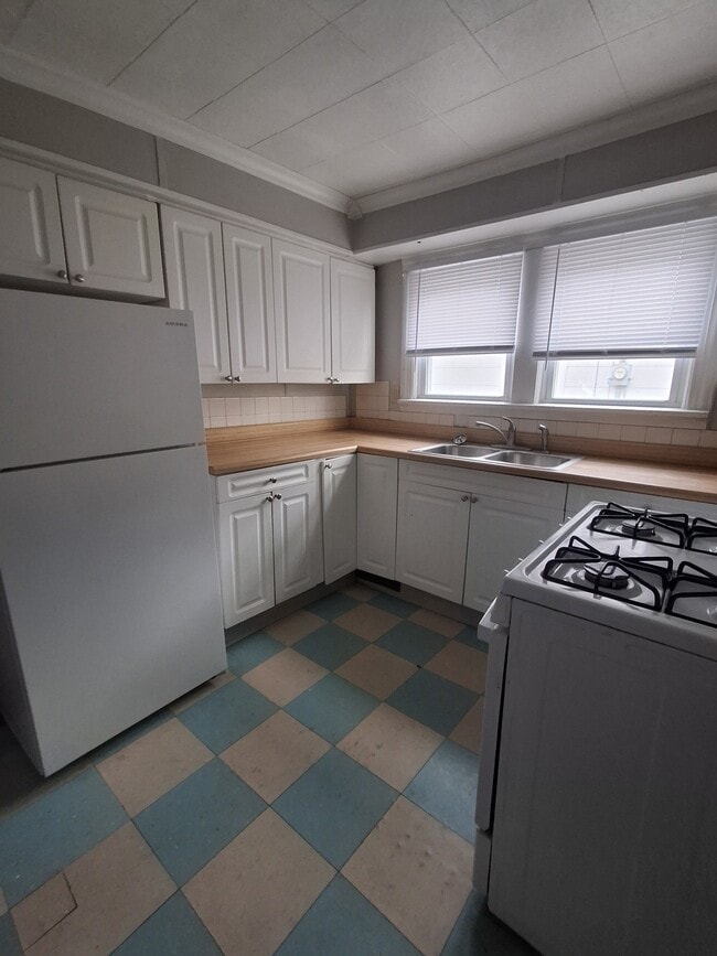 Photo - 1531 Johnson Ave