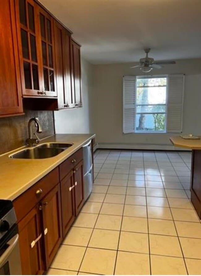 Photo - 32 Riverview Ct
